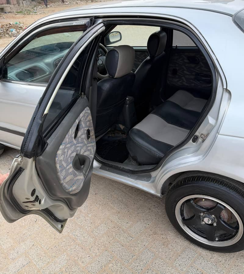 Suzuki Baleno 2004 12