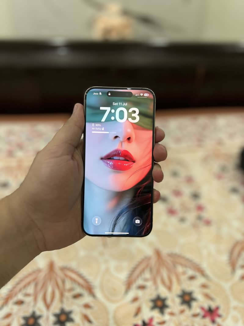 Apple iPhone 15 Pro Max 3