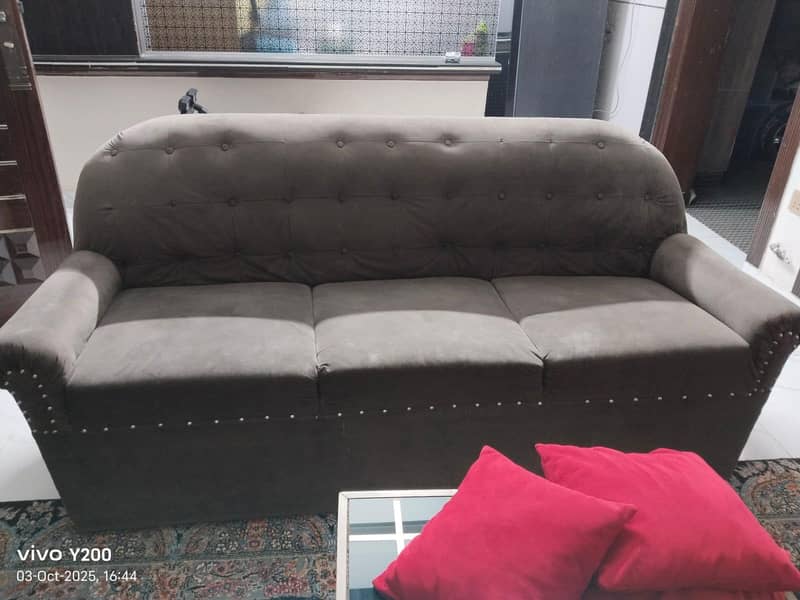 Sofa Set for sale - excellent condition 4
