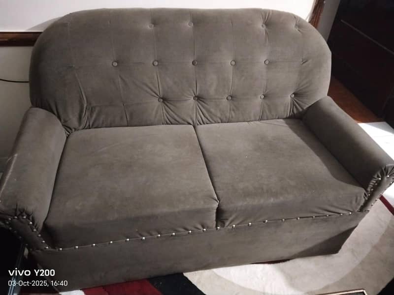 Sofa Set for sale - excellent condition 7