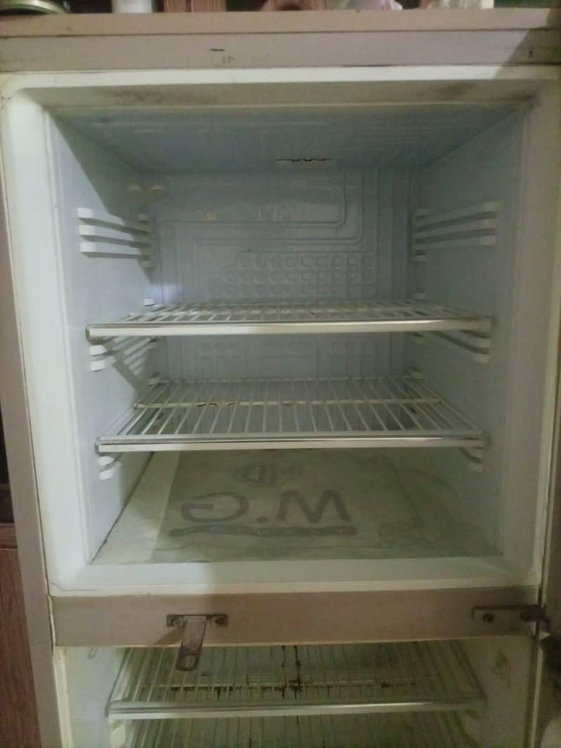 National Refrigerator 7