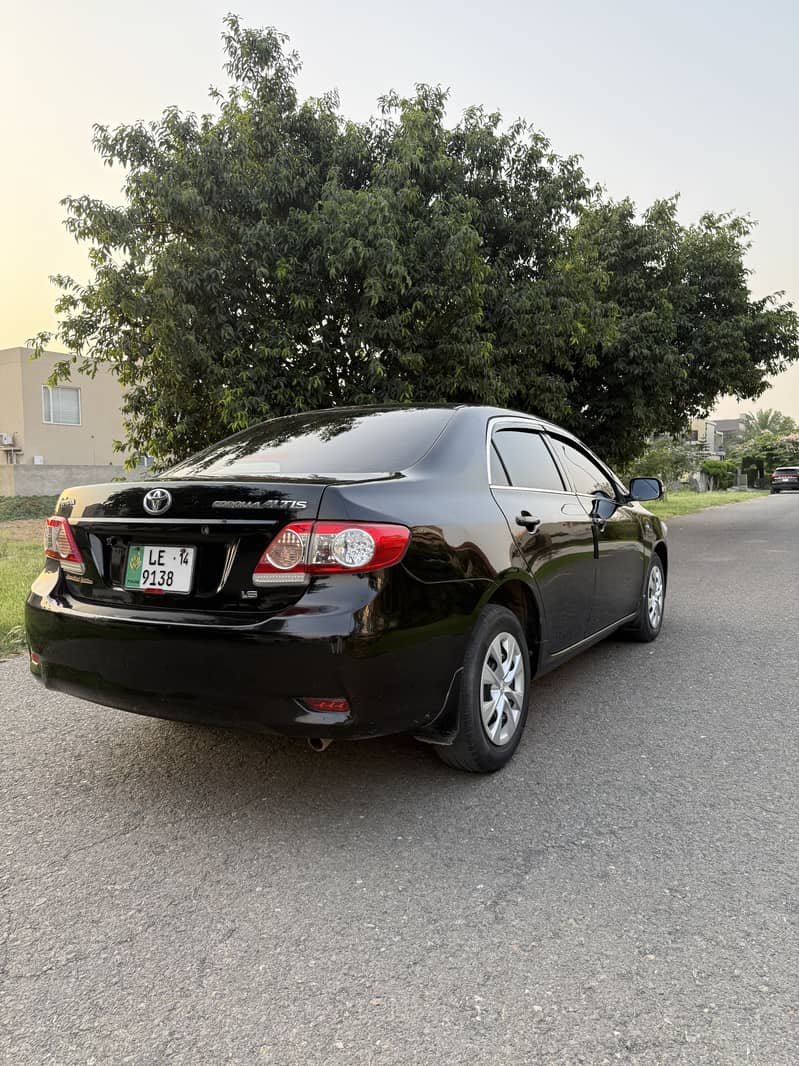 Toyota Corolla XLI 2013 3