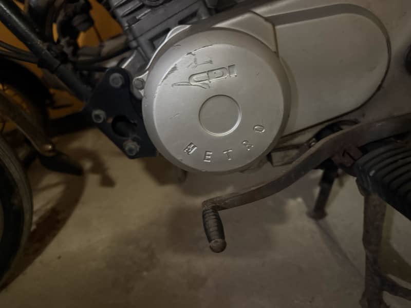 Metro 125 2