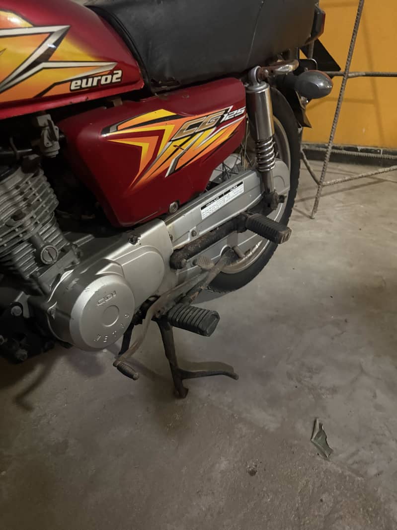 Metro 125 3