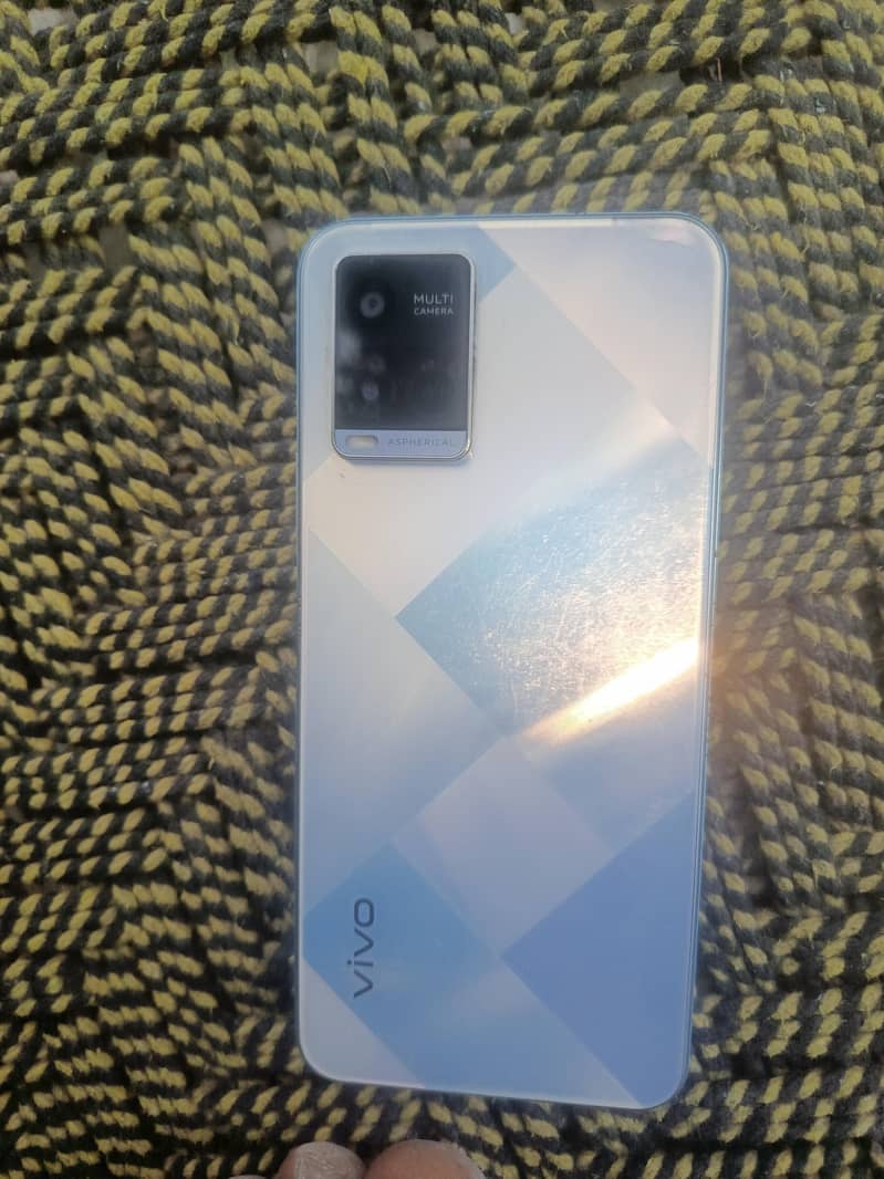 Vivo Y21 0
