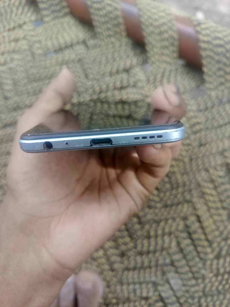 Vivo Y21 2