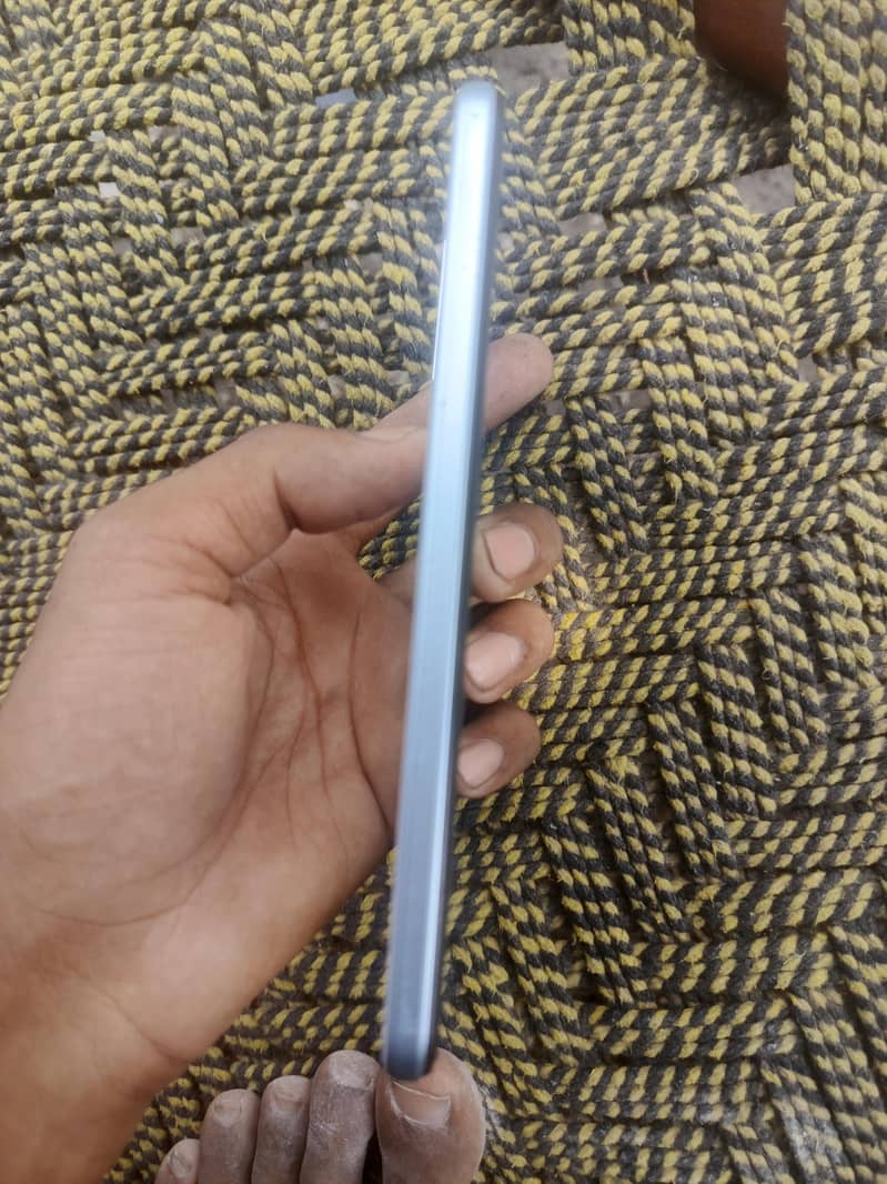 Vivo Y21 3