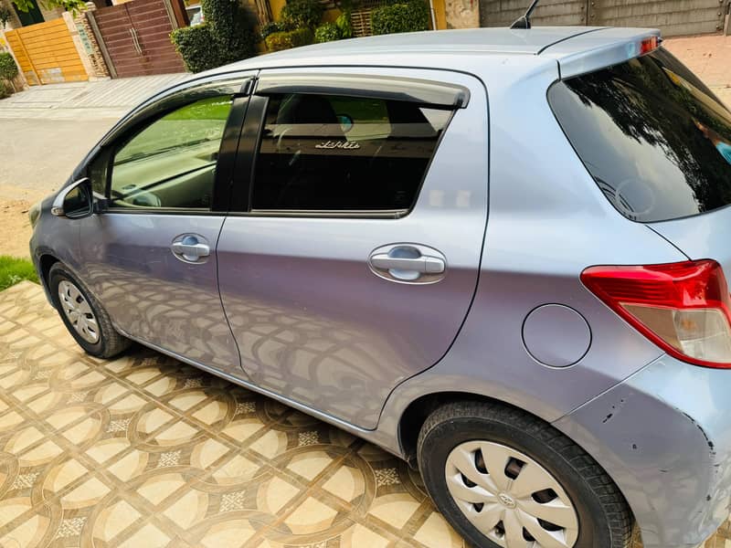Toyota Vitz 2014 3