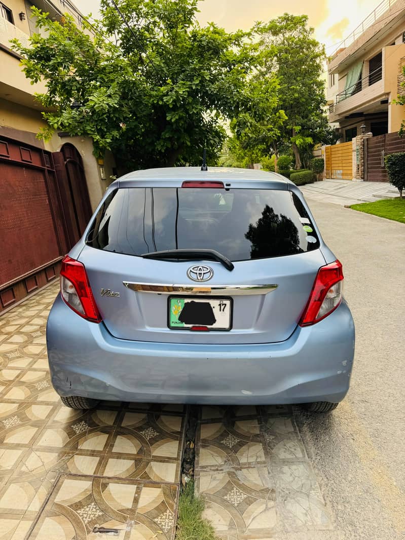 Toyota Vitz 2014 5
