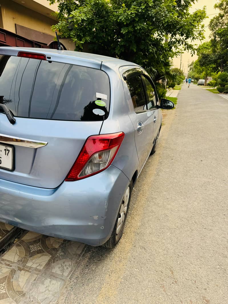 Toyota Vitz 2014 8