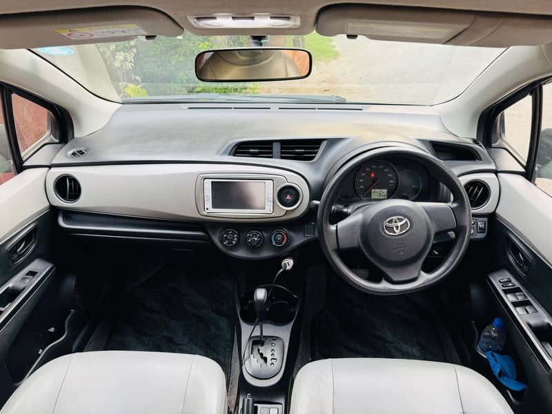 Toyota Vitz 2014 10