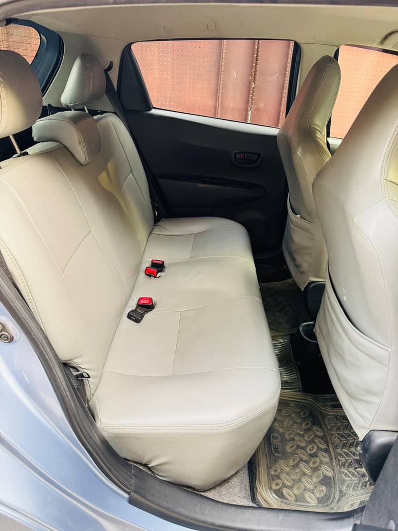Toyota Vitz 2014 12