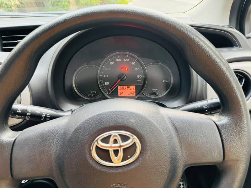 Toyota Vitz 2014 18