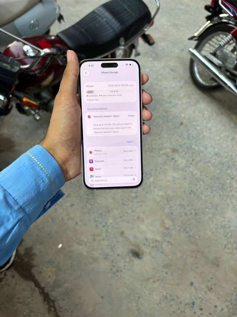 Apple iPhone 14 Pro Max 8