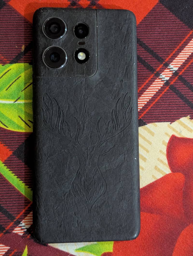 Motorola Edge 50 Pro 1
