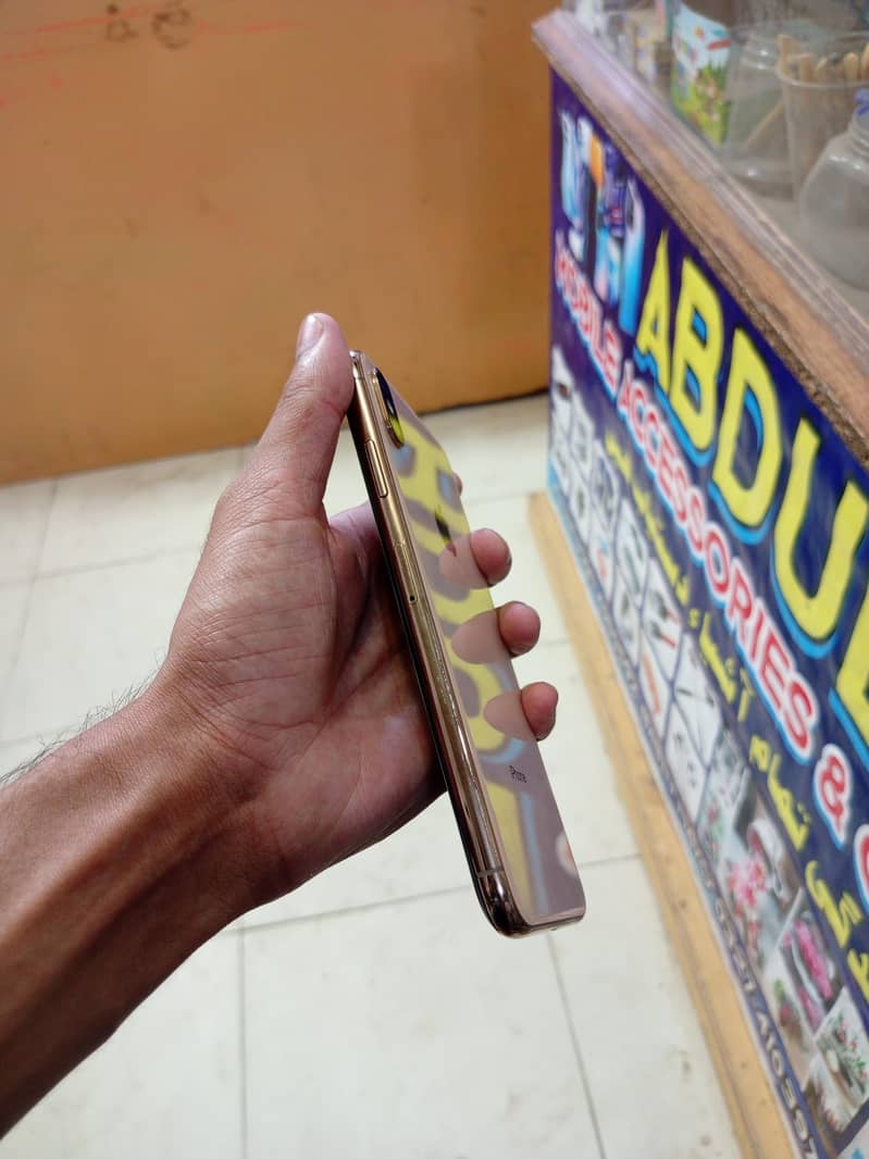 Apple iPhone XS 256GB 5