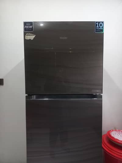 haier full size inverter fridge ha 6 feet hight