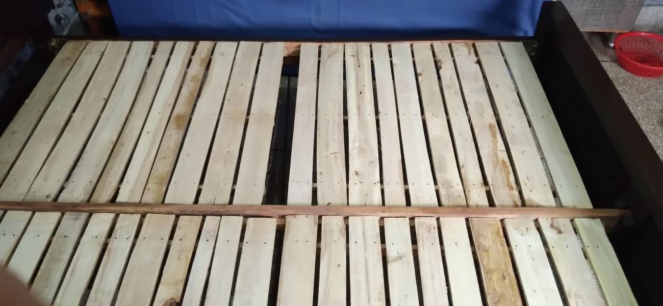 king Size Bed 2