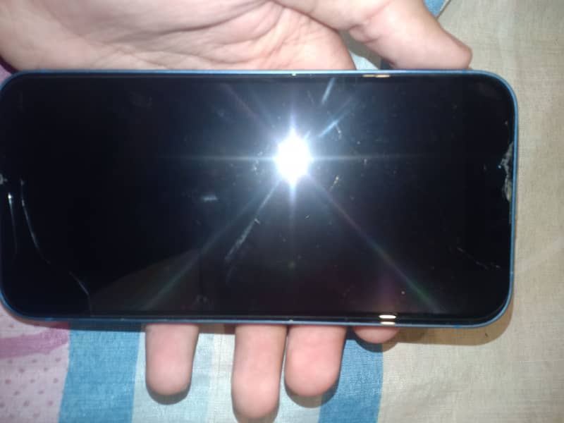 Apple iPhone 13 1