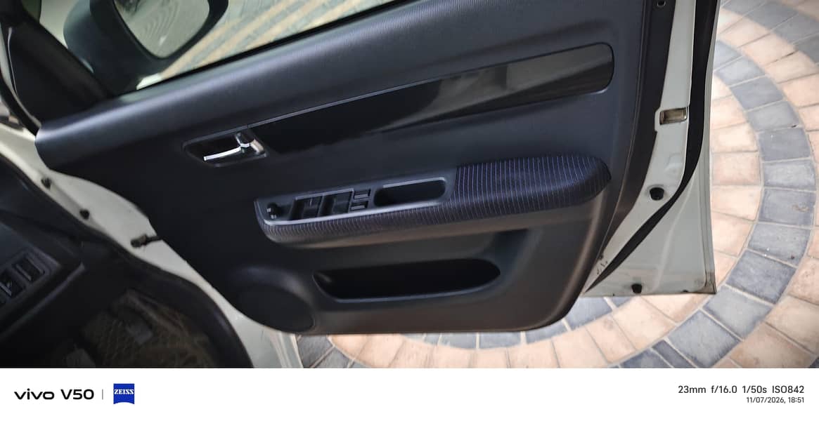 Suzuki Swift 2019 9