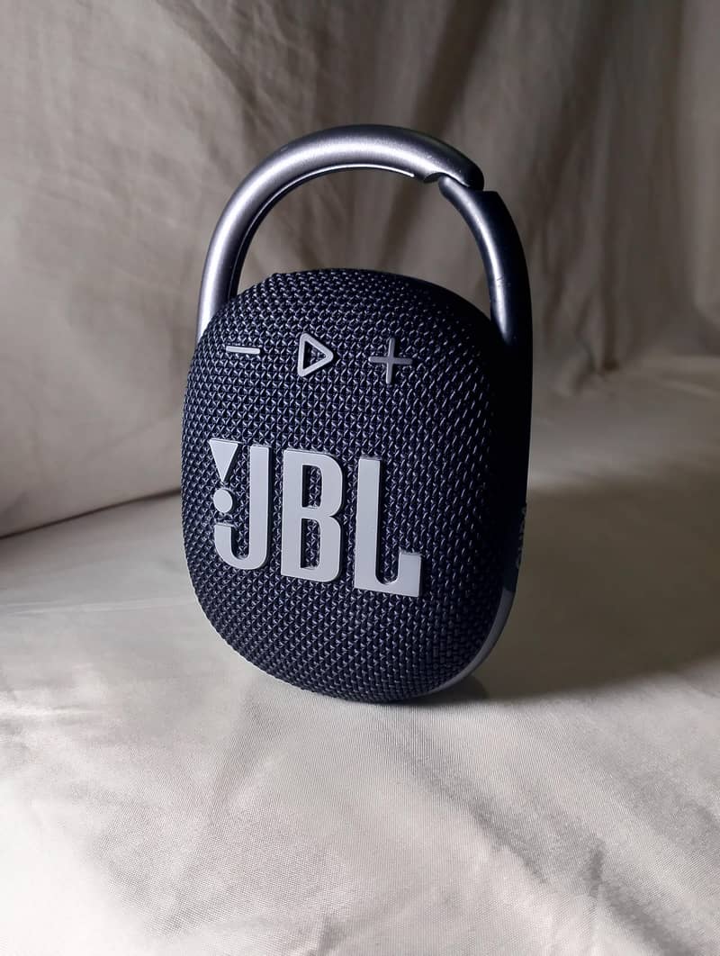 JBL clip 4 Bluetooth speaker 0