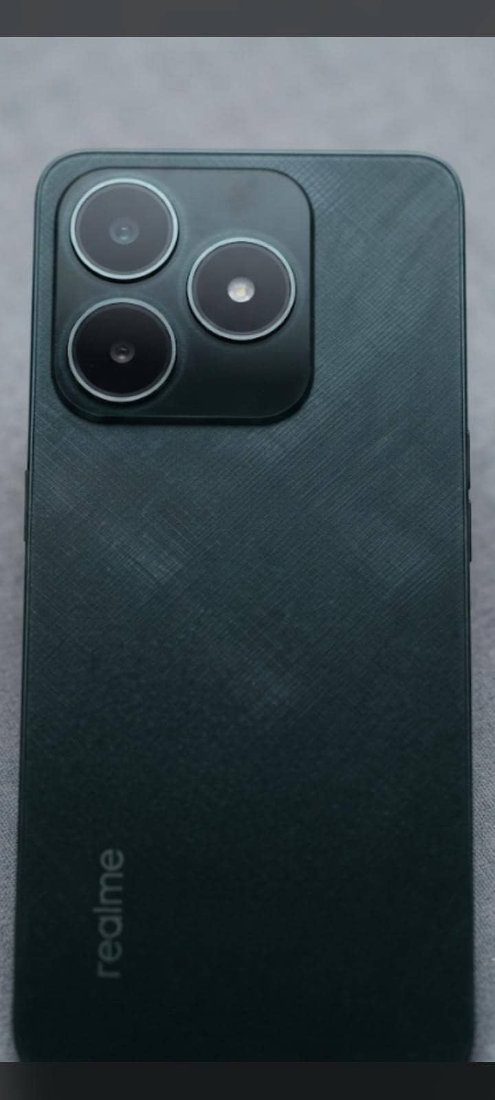 Realme C61 8