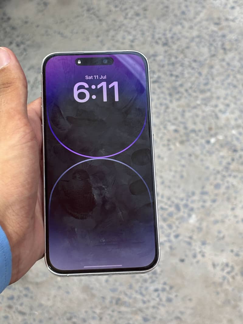 Apple iPhone 14 Pro Max 8