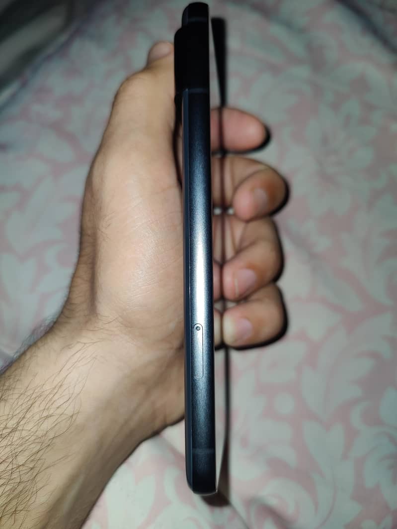 Google Pixel 8 2