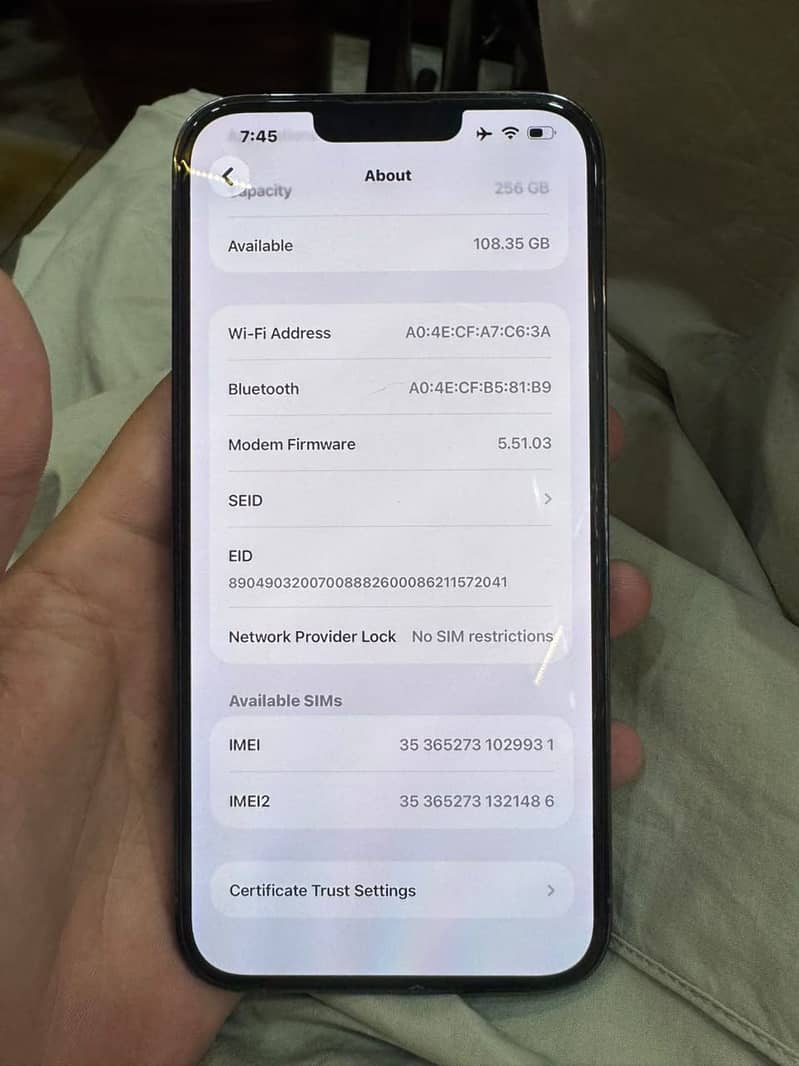 Apple iPhone 13 Pro Max 1