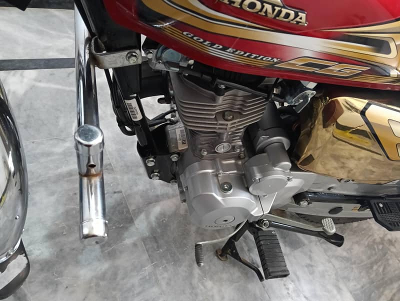 Honda 125 selfstart 3