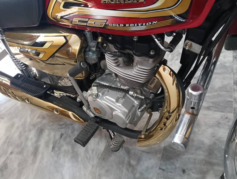 Honda 125 selfstart 6