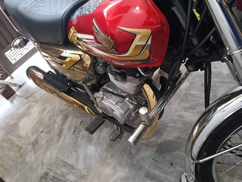 Honda 125 selfstart 7