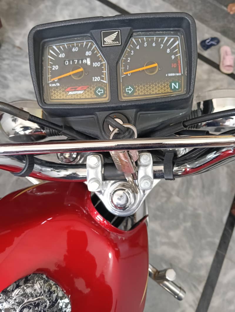 Honda 125 selfstart 13
