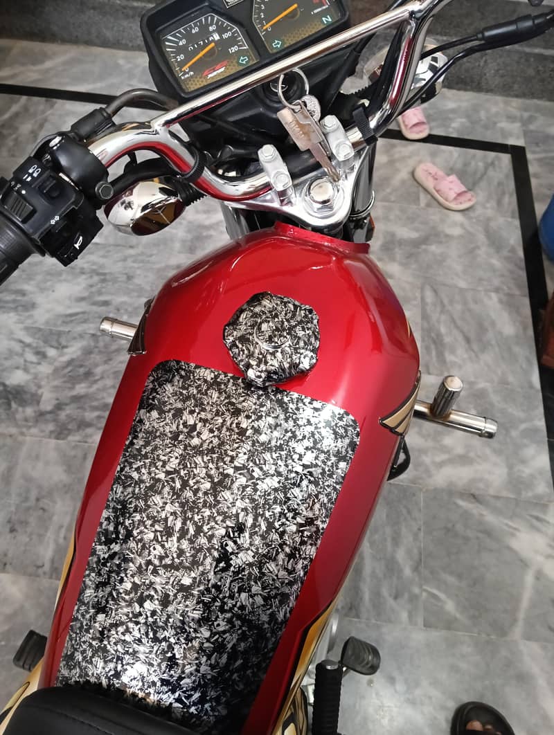 Honda 125 selfstart 14