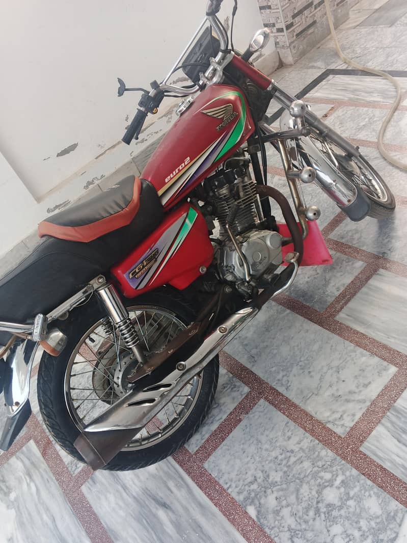 Honda 125 Model 13/14 1