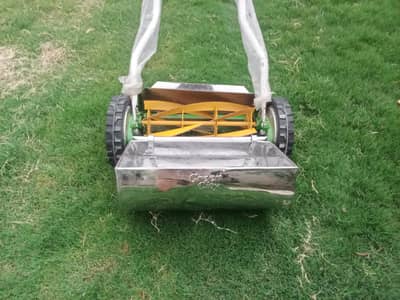 Lawnmower . . GREEN AGRO. . .