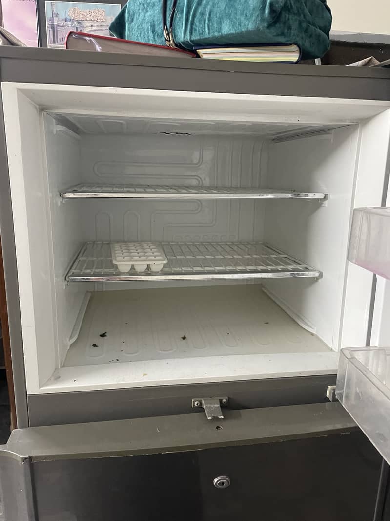 Pel fridge 0