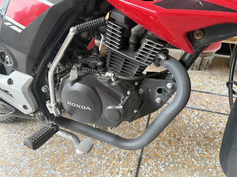 Honda CB150F Model 2022 6