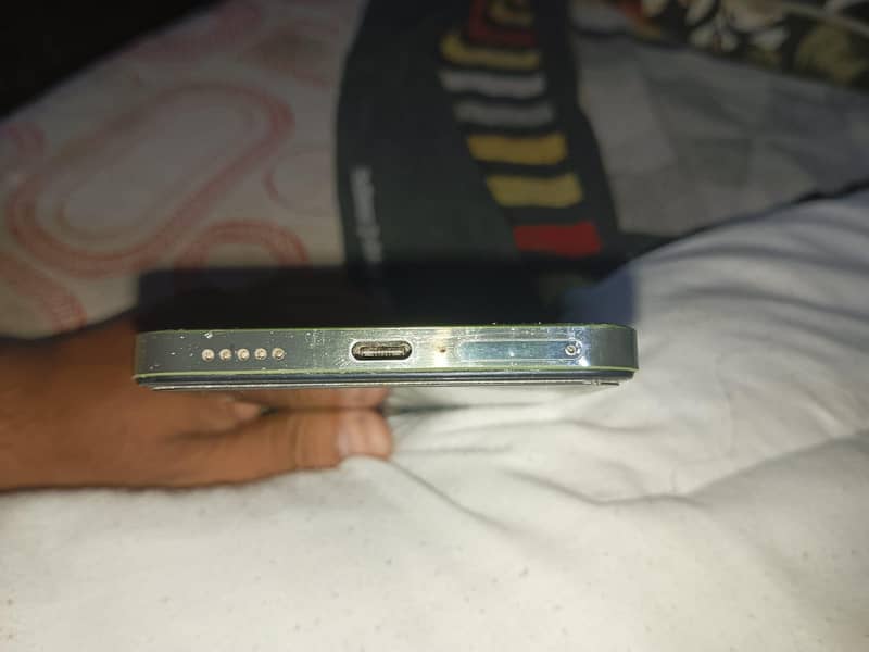 Vivo Y100 1