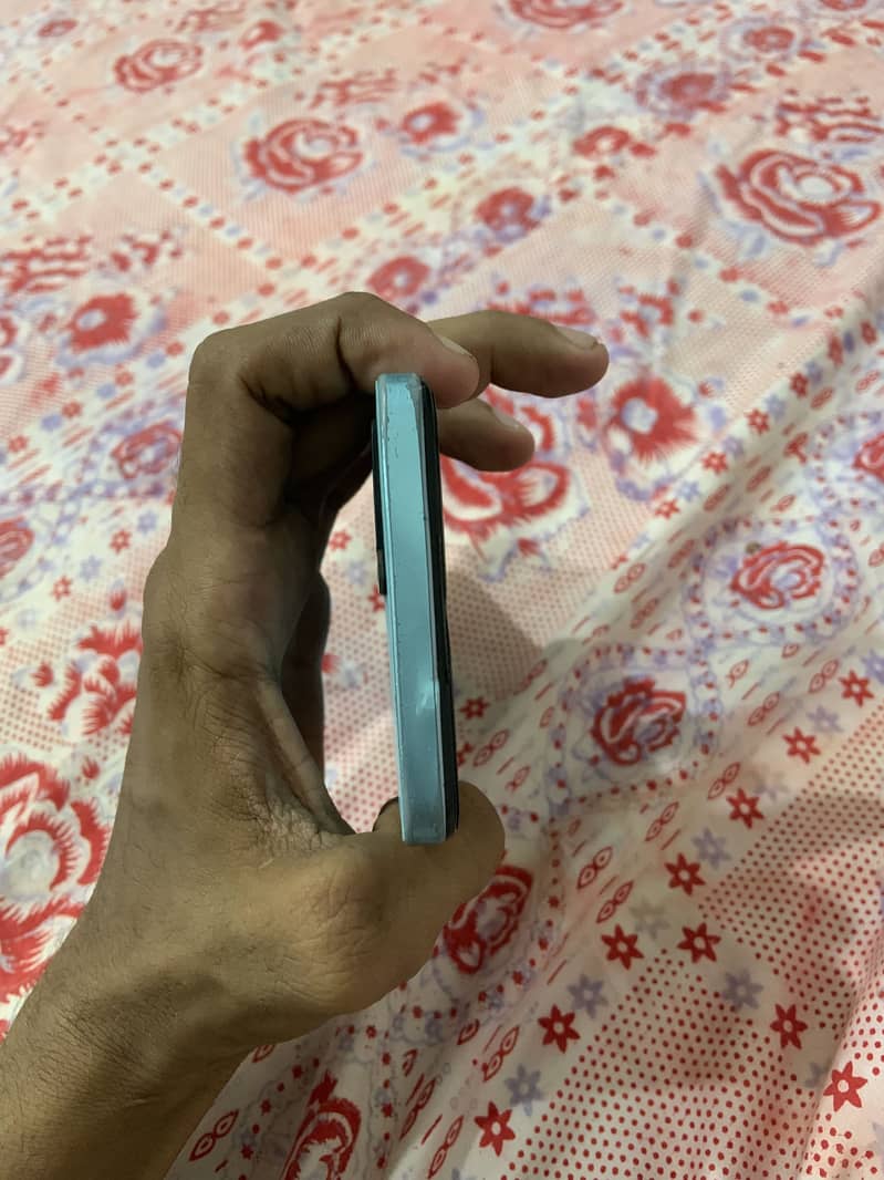 One Plus Nord N20 SE 2