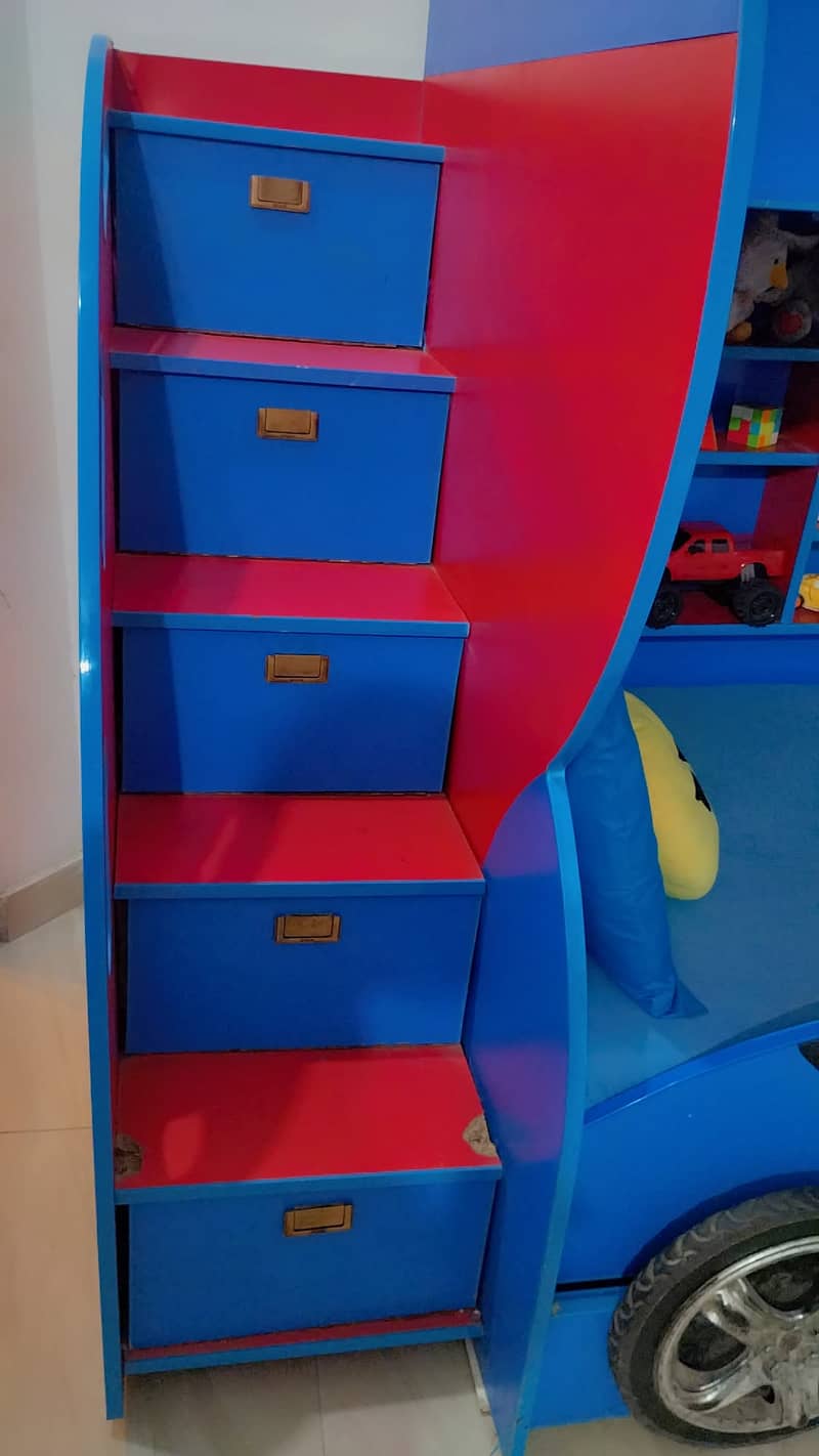 Bunker bed 4