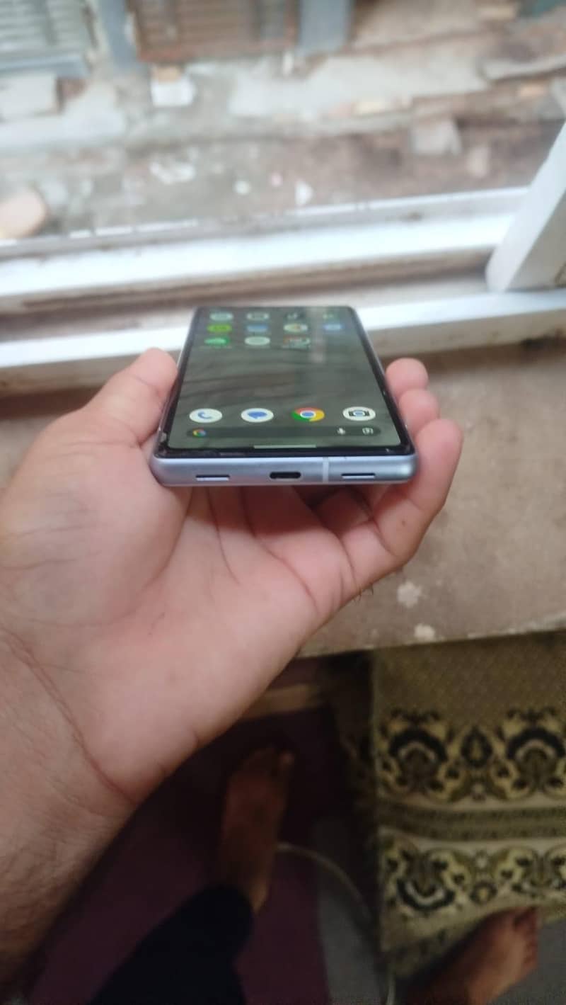 Google Pixel 7a 3