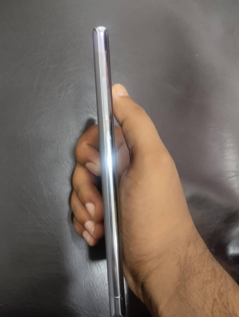 Samsung Mobile Note 8 3