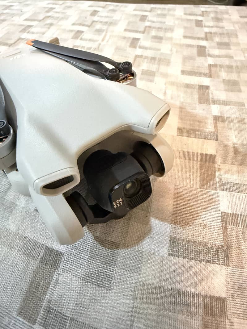 Dji Mini 3 (Fly More Combo) 2