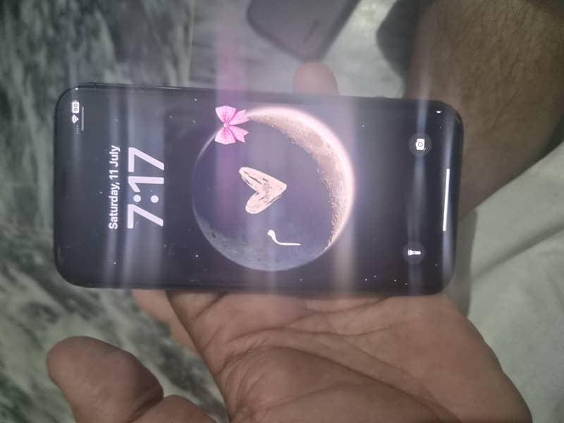 Apple iPhone X 4
