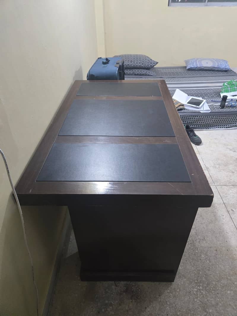 OFFICE/STUDY TABLE URGENT SALE 5