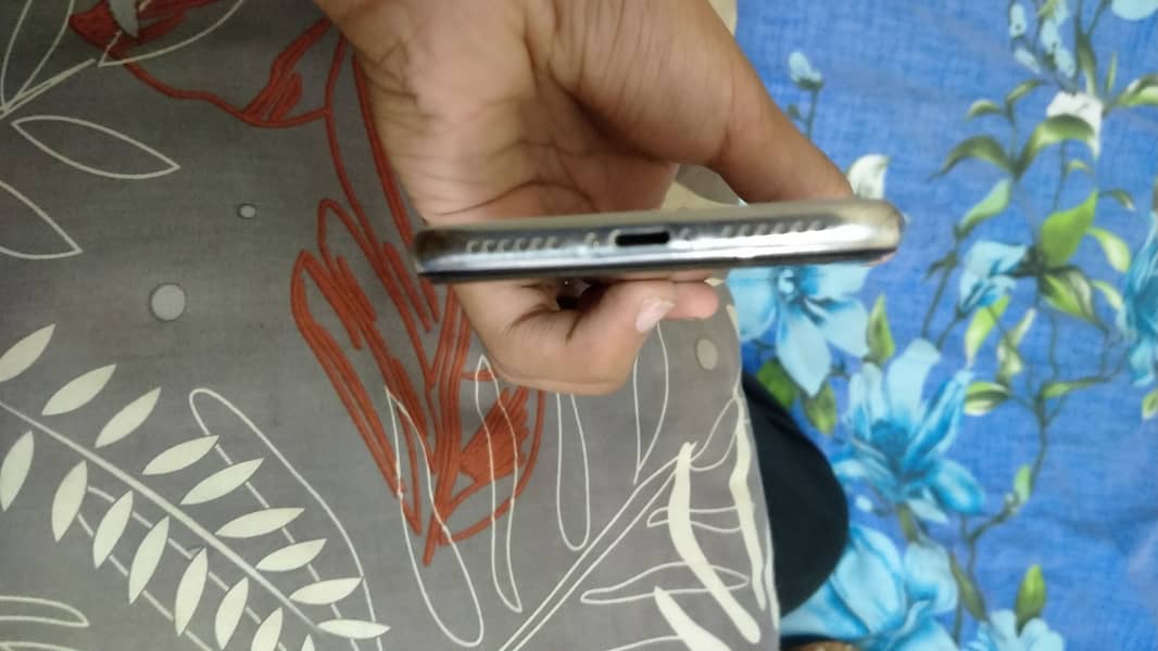 Iphone x Pta 3