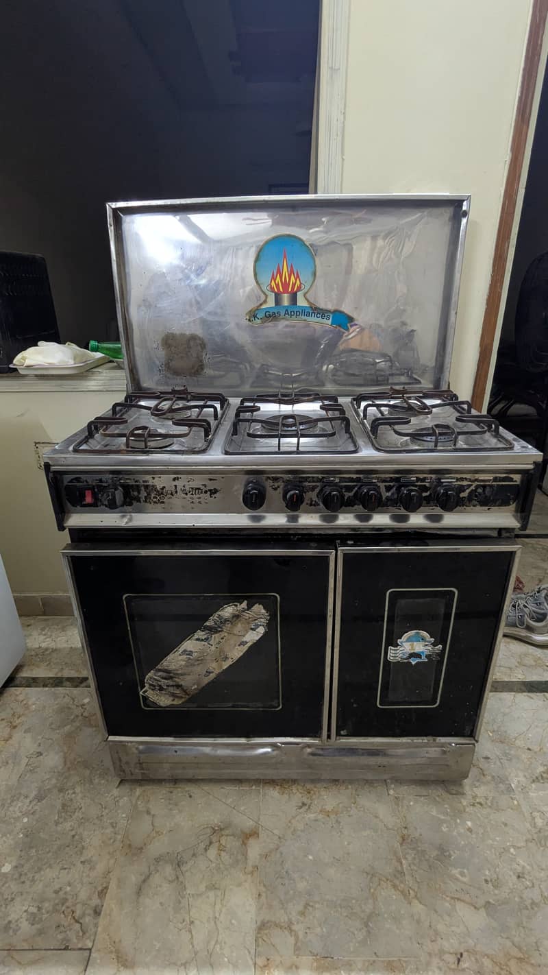 Stove + gas oven 0