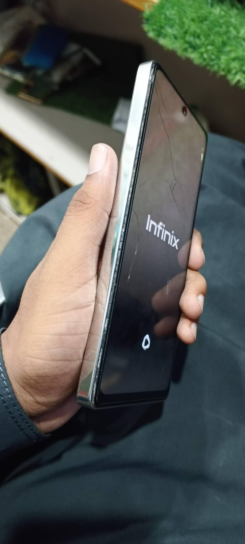 Infinix Note 40 4
