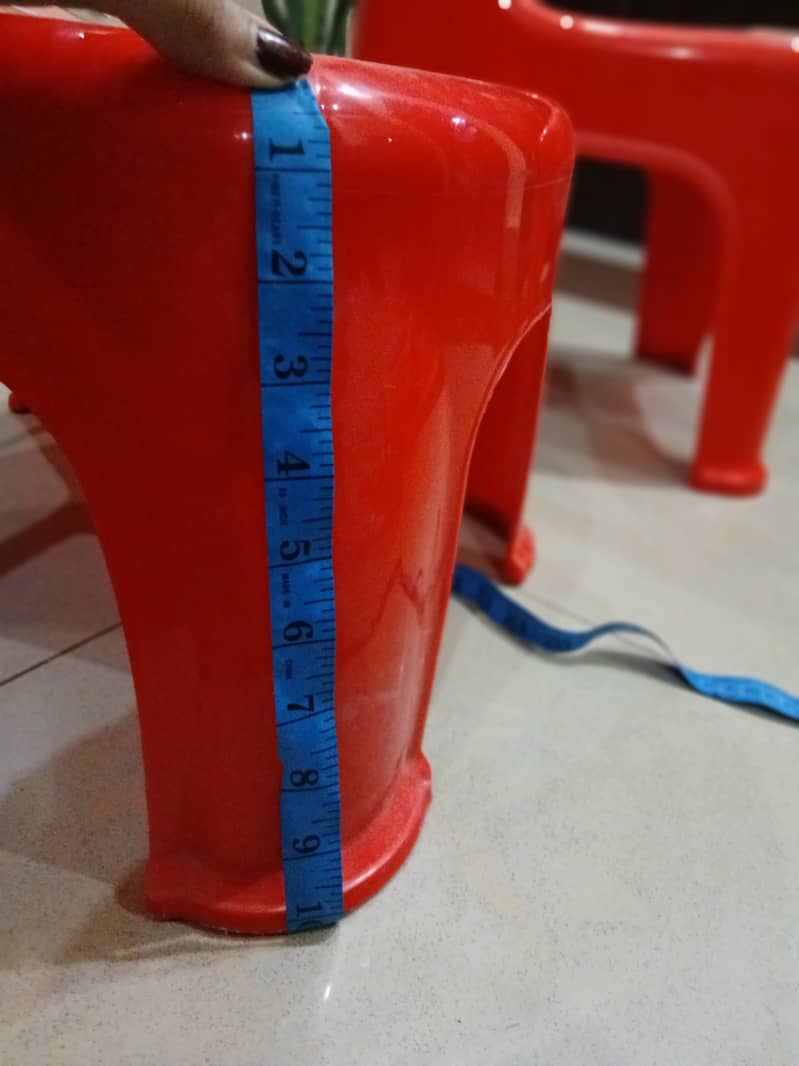 6 Small size Chairs 10
